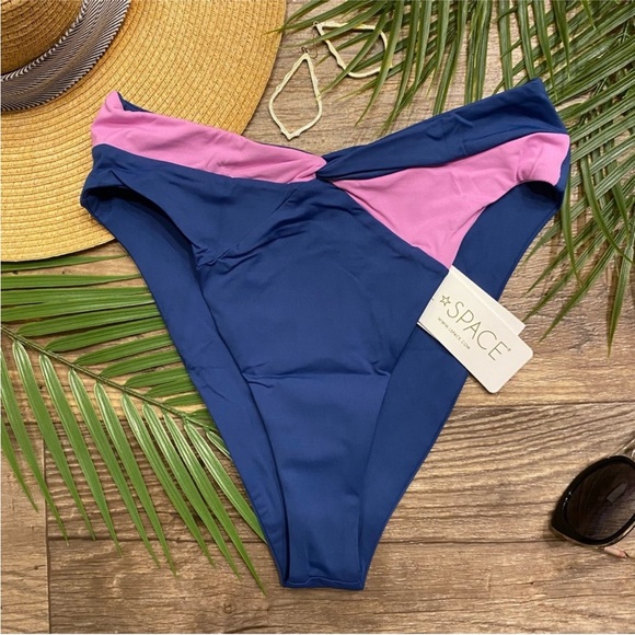 L*SPACE Colorblock Nancy Lee Bikini Bottom 👙 - Picture 2 of 12